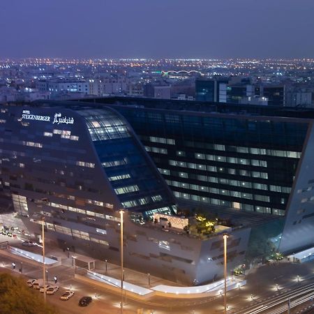 Steigenberger Residence โดฮา ภายนอก รูปภาพ The hospital at night