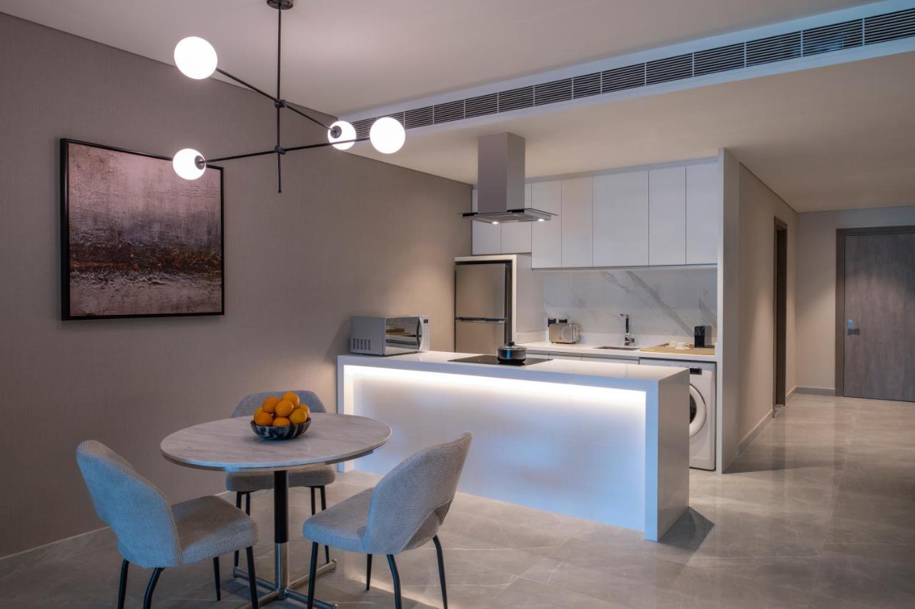 Steigenberger Residence โดฮา ภายนอก รูปภาพ A kitchen in a typical apartment