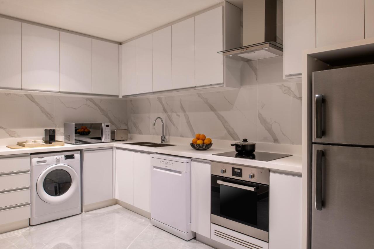 Steigenberger Residence โดฮา ภายนอก รูปภาพ A typical kitchen
