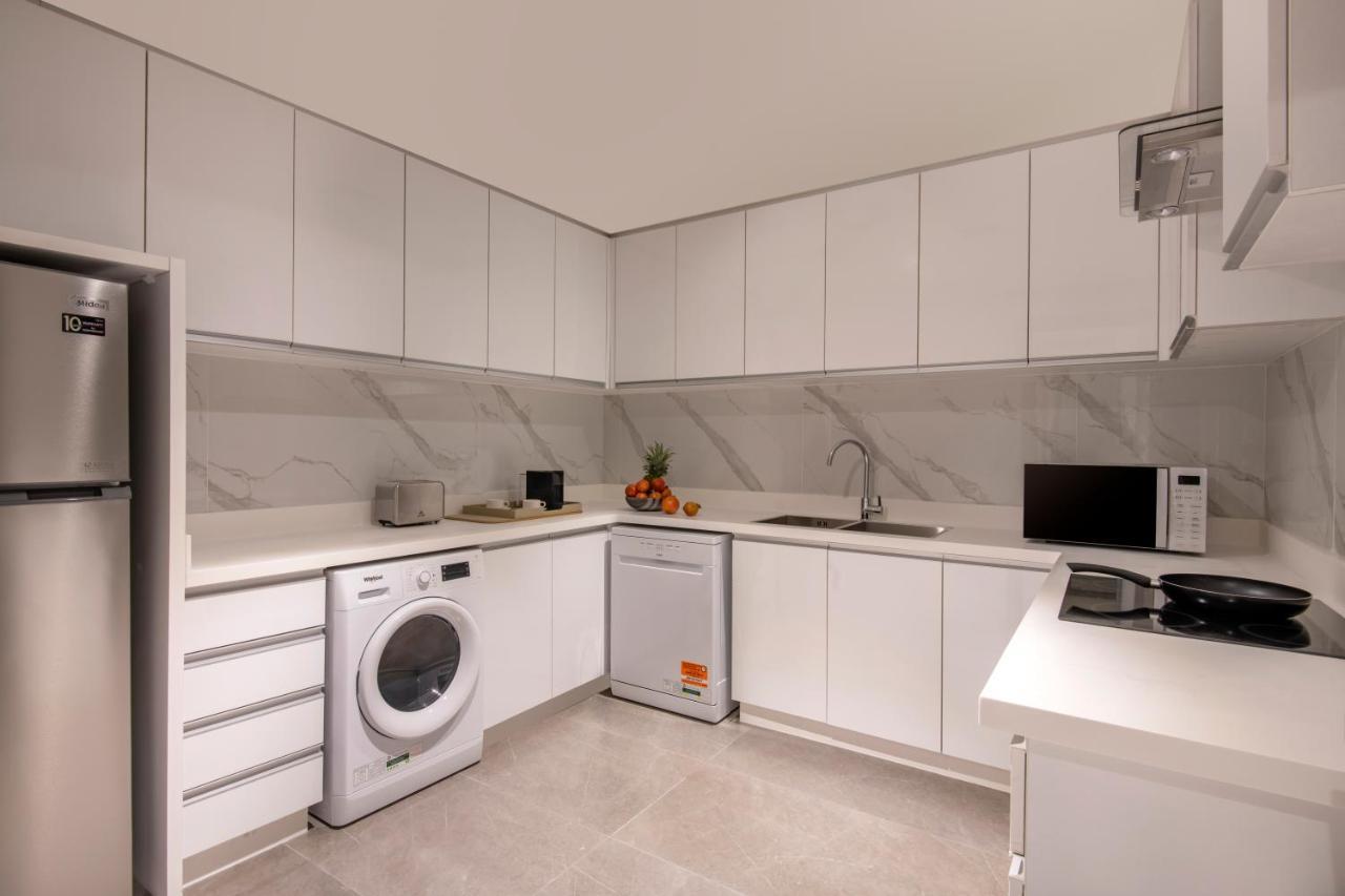 Steigenberger Residence โดฮา ภายนอก รูปภาพ A modern kitchen